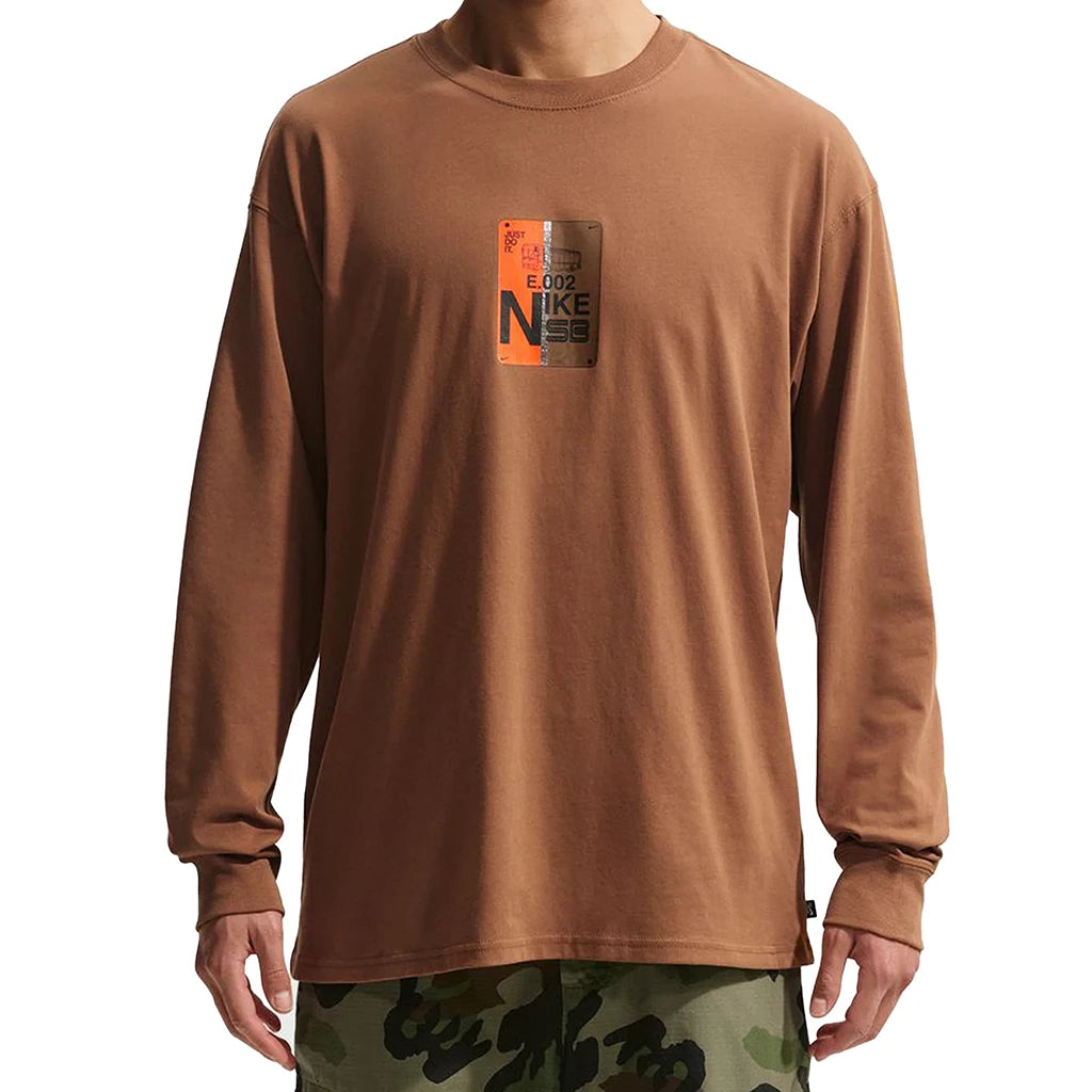Brown Nike SB Muni-Pass long-sleeve shirt with a Nike logo on a white background