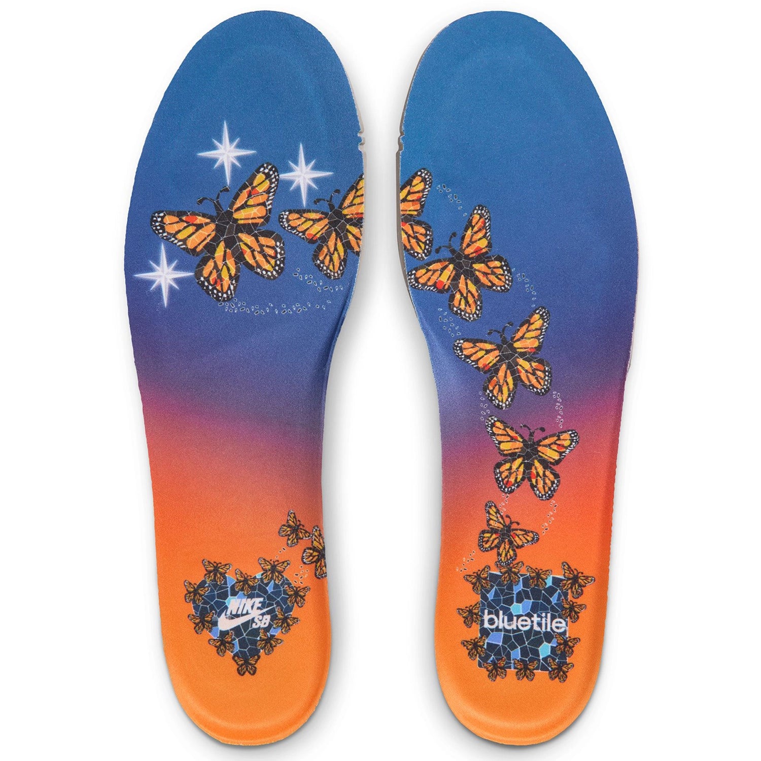 Insole of Black and marina Nike SB Dunk Low Pro men's skateboarding sneaker on a white background
