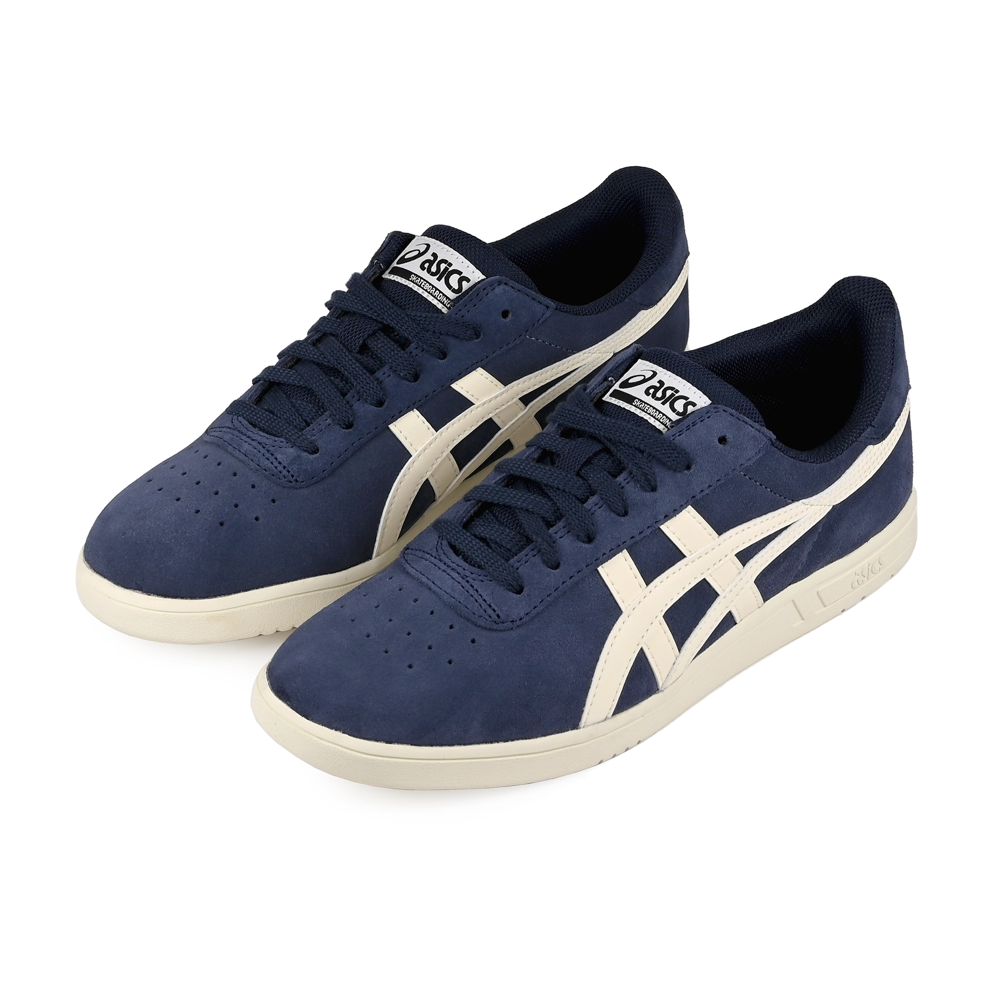 A pair of Midnight navy ASICS GEL-Vickka Pro skateboard sneakers with 'Onitsuka' branding on a white background