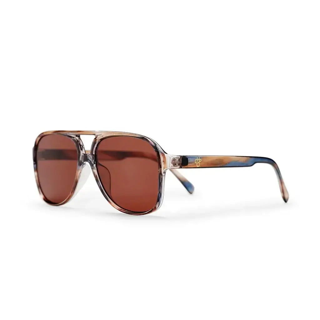CHPO Dallas sunglasses in cigar smoke with brown lenses, designed in Sweden, showcasing a stylish recycled plastic frame.