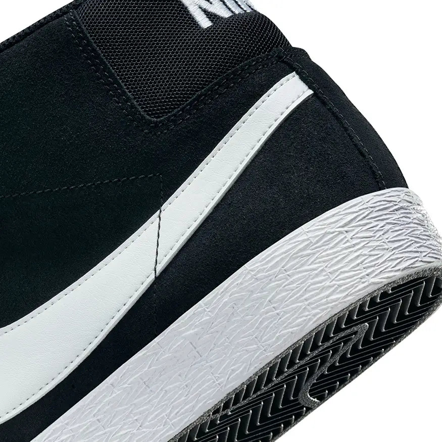 Sb zoom blazer sales mid shoes – black/white/white