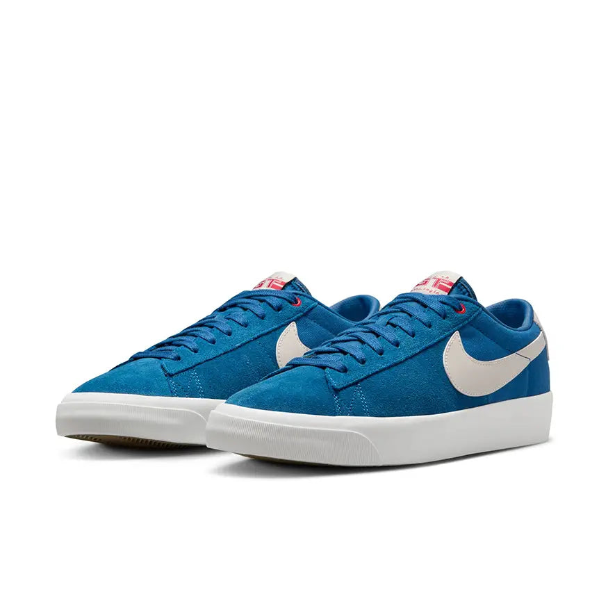 Nike SB Zoom Blazer Low Pro GT Shoes