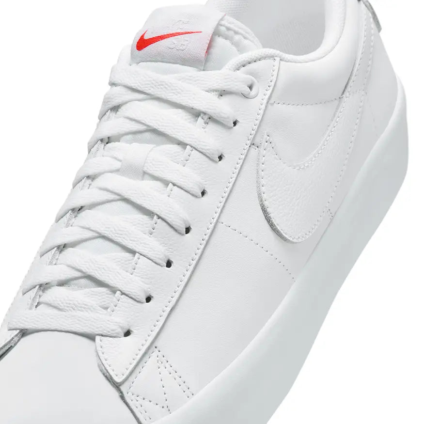 Nike SB Zoom Blazer Low Pro GT ISO White White 10