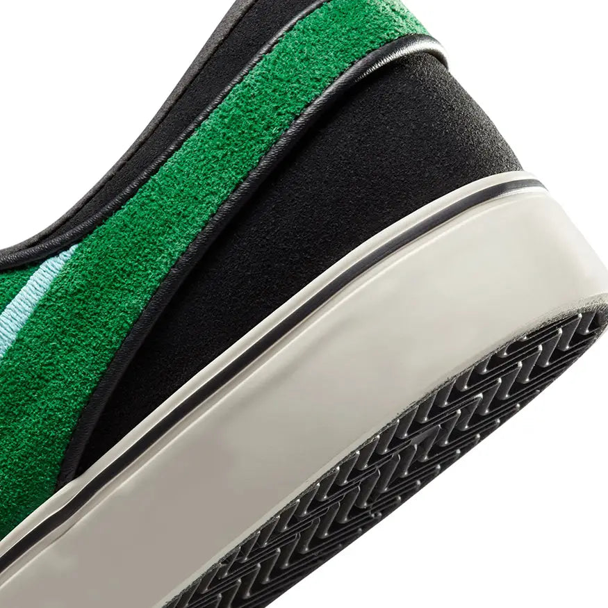 empeorar Característica papa Nike SB Zoom Janoski OG+ Shoes – No Comply Skateshop
