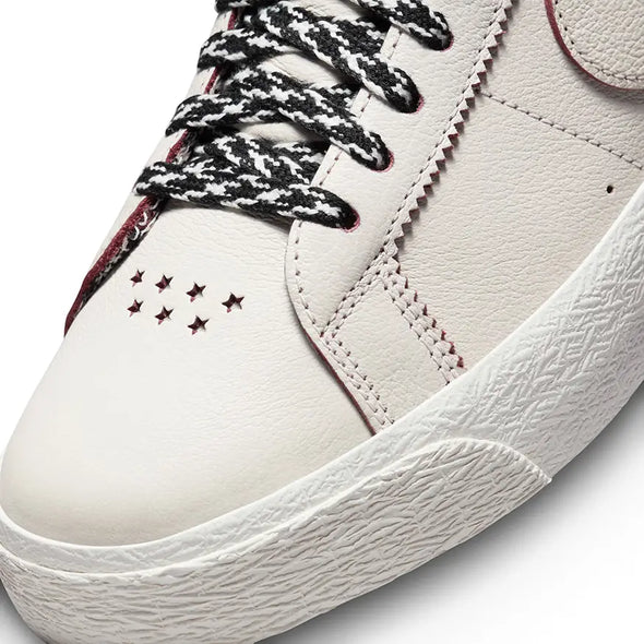 Nike SB Zoom Blazer Mid Pro QS Shoes
