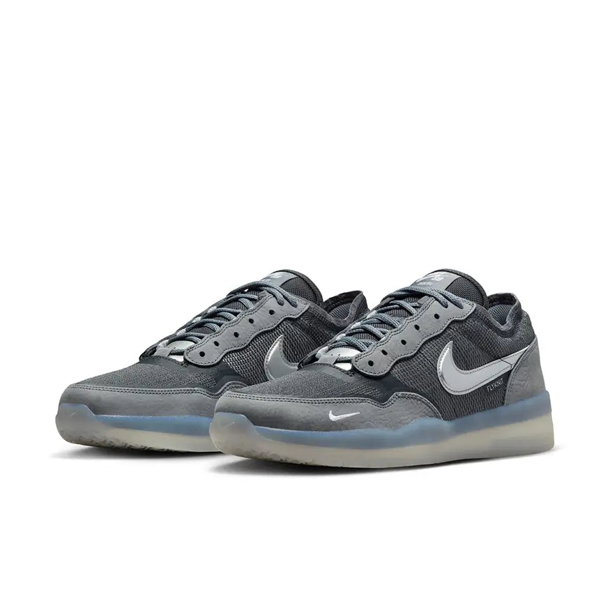 Nike SB PS8 Shoe