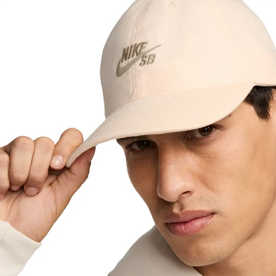 Nike SB Club Unstructured Skate Hat - Guava