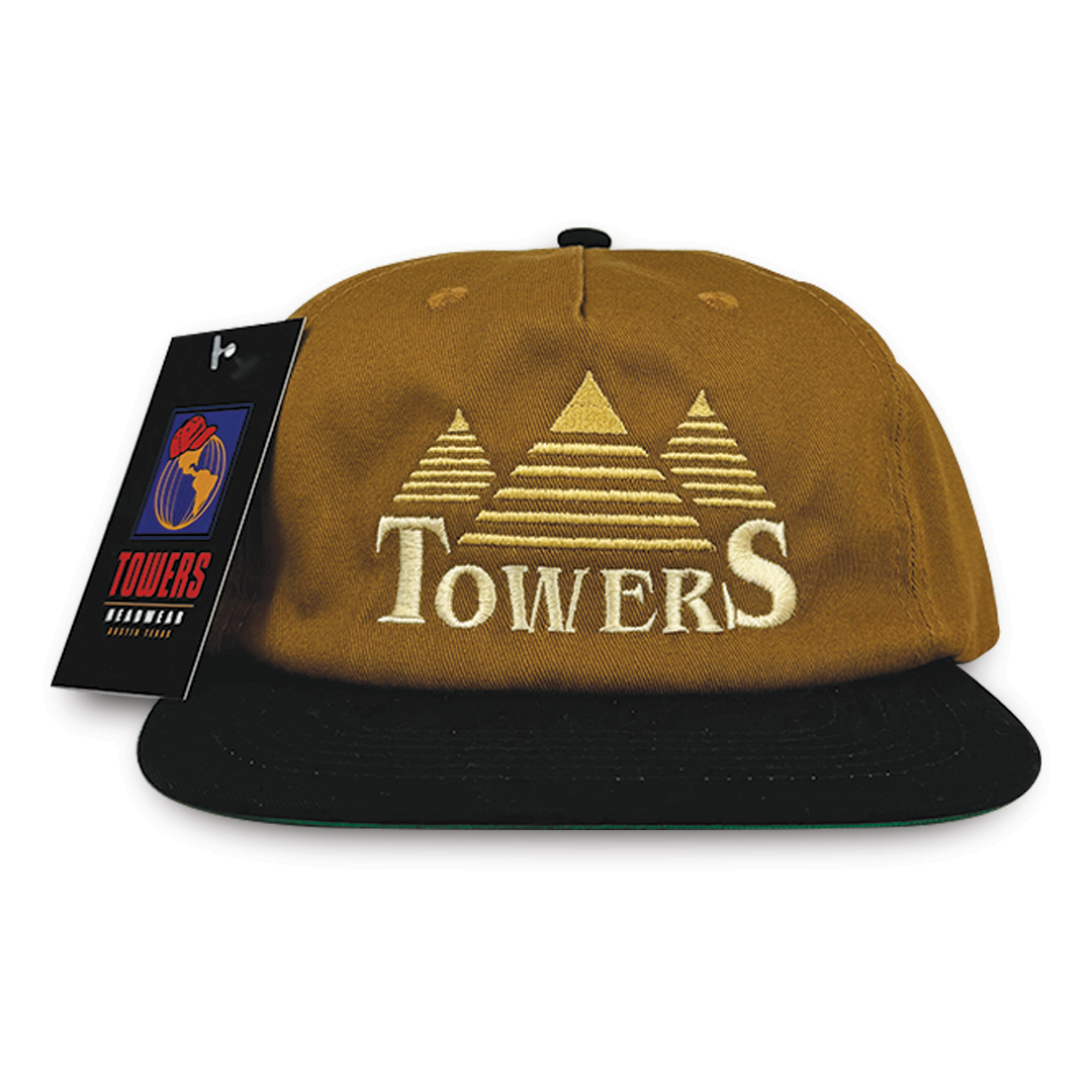 Black top pyramid snapback