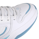 Toe box of White and blue éS Skateboarding TJ Rogers pro model sneaker on a white background
