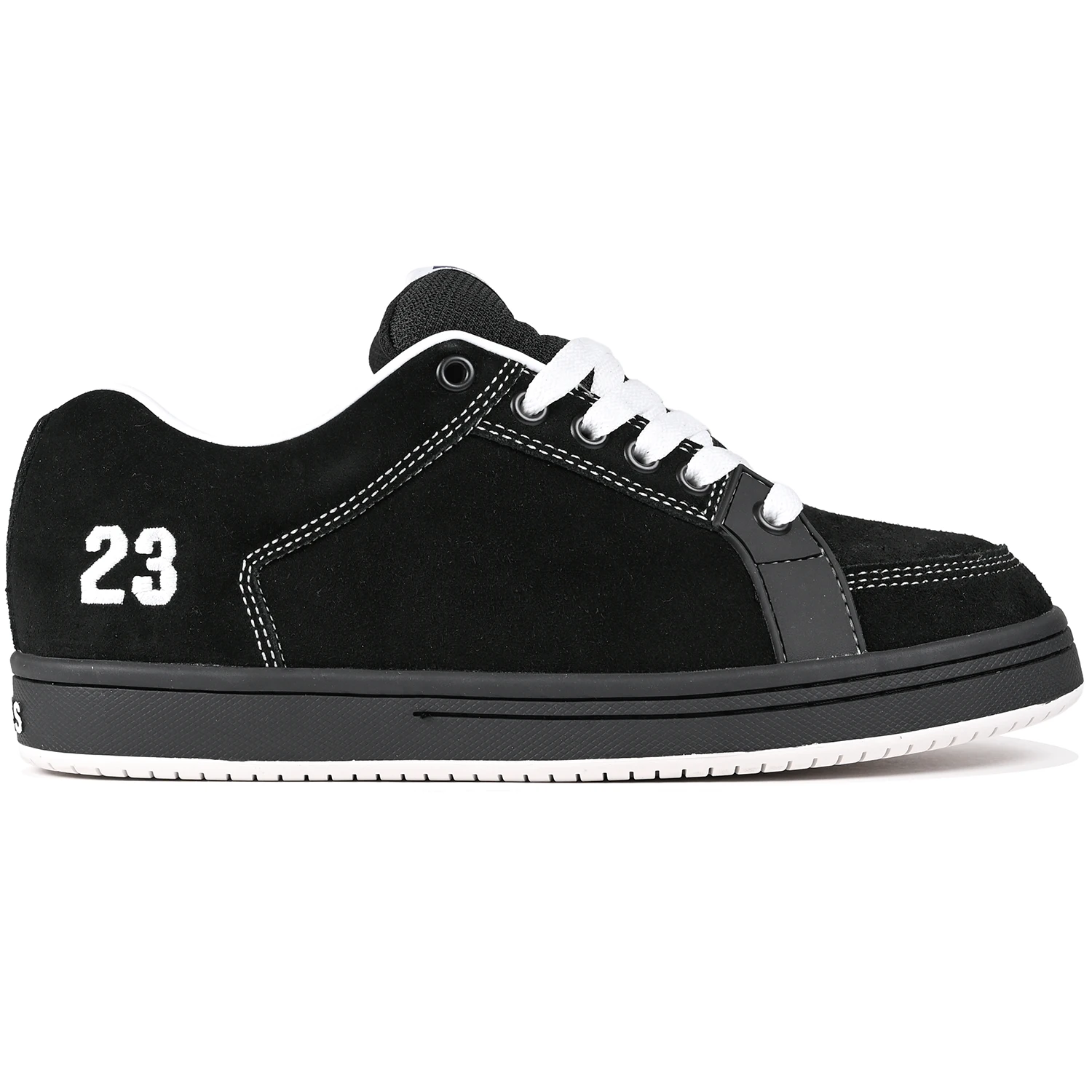 Black and white Etnies SAL23 men's skateboarding sneaker with number 23 on a white background